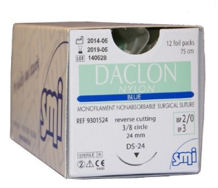 Nici Nylon Daclon niebieski USP 3/0 | EP 2 | 3/8 koła, igła opak DS 26mm odwrotnie tnąca, 75cm (12 saszetek)